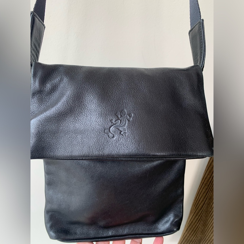 Agnes B Black Leather Crossbody Shoulder Bag